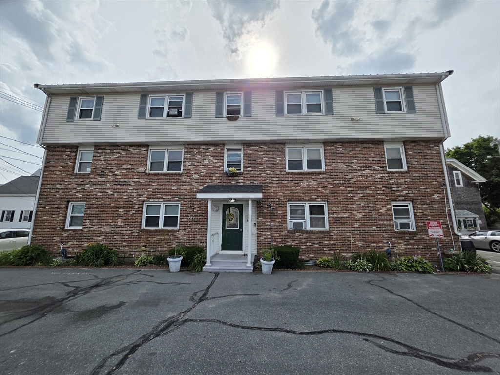 תמונה של הנכס: 1040 COVE ROAD UNIT 4 #4, New Bedford