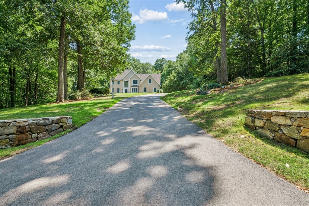 תמונה של הנכס: 10 Burnett Road, Southborough