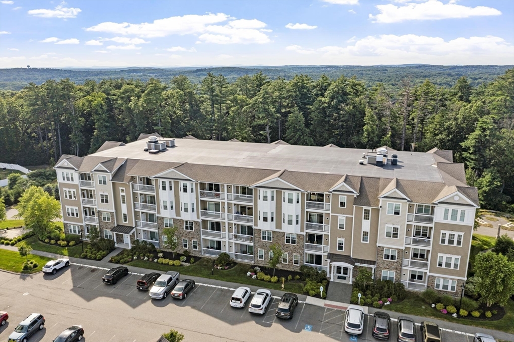 תמונה של הנכס: 2 Francis Dr #203, Andover