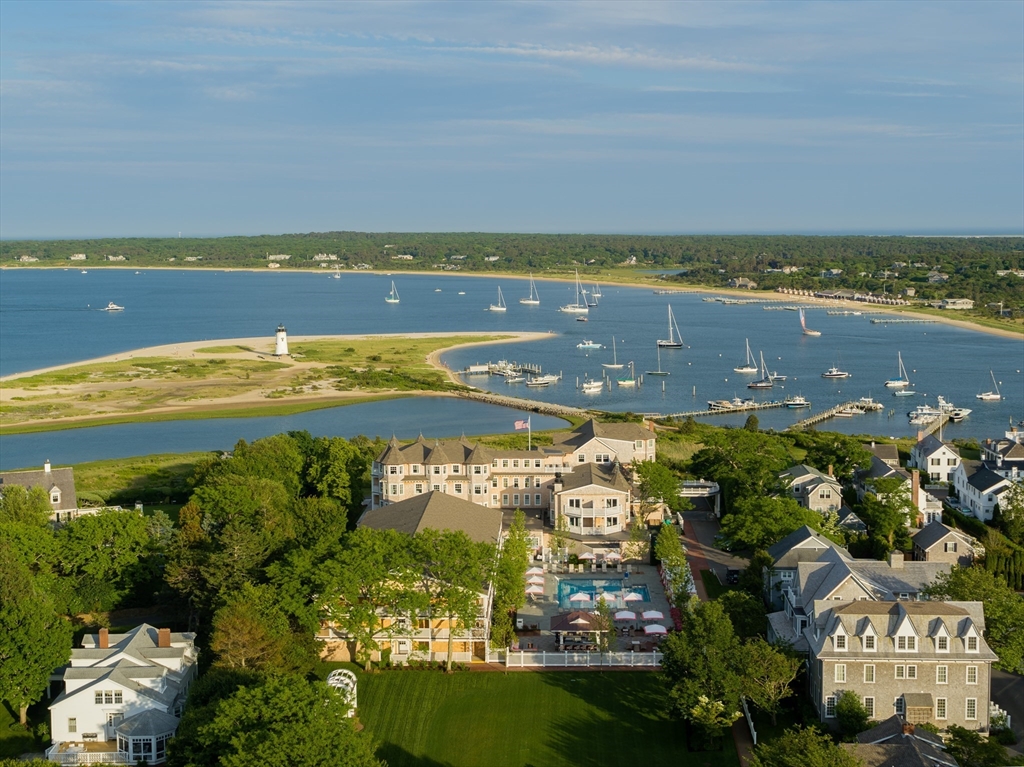 תמונה של הנכס: 131 North Water St-Huxford Cottage #94, Edgartown