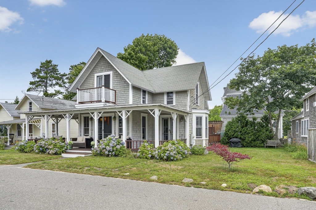 תמונה של הנכס: 59 Tuckernuck Ave, Oak Bluffs