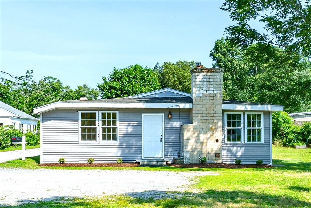 房源照片：120 &124 Pelletier Lane, Tiverton