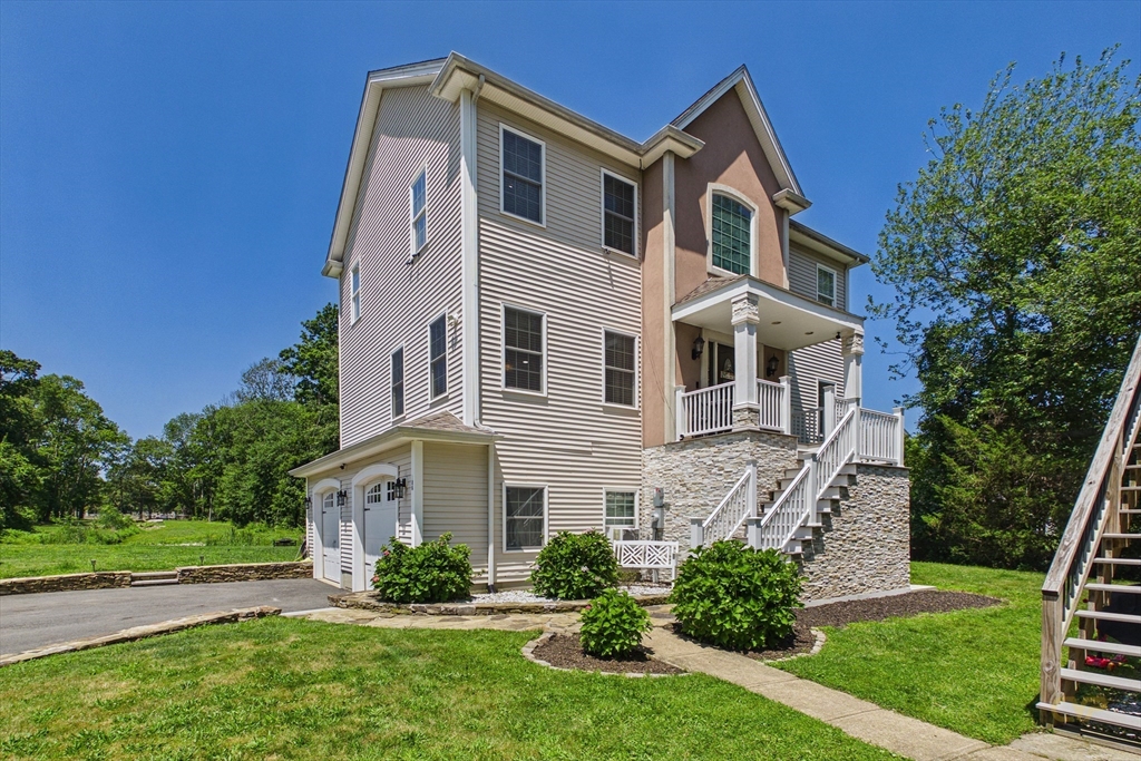 תמונה של הנכס: 106 David St, Fall River