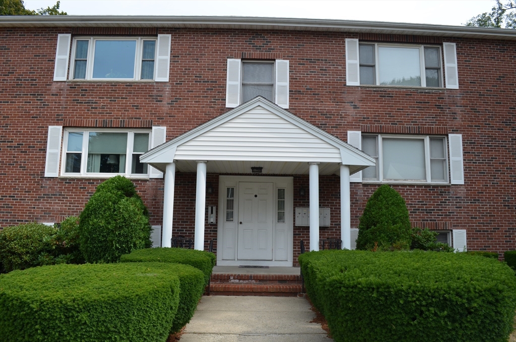 房源照片:22 Roosevelt Rd #4, Quincy