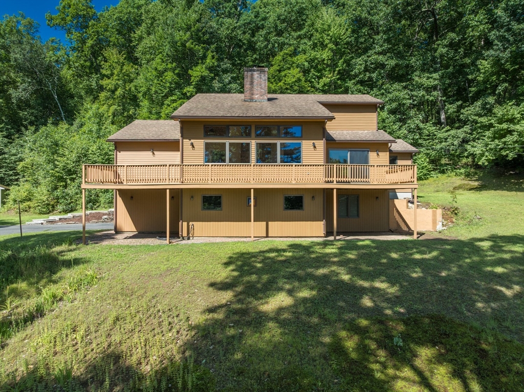 תמונה של הנכס: 35 Old Stagecoach Dr, Monson
