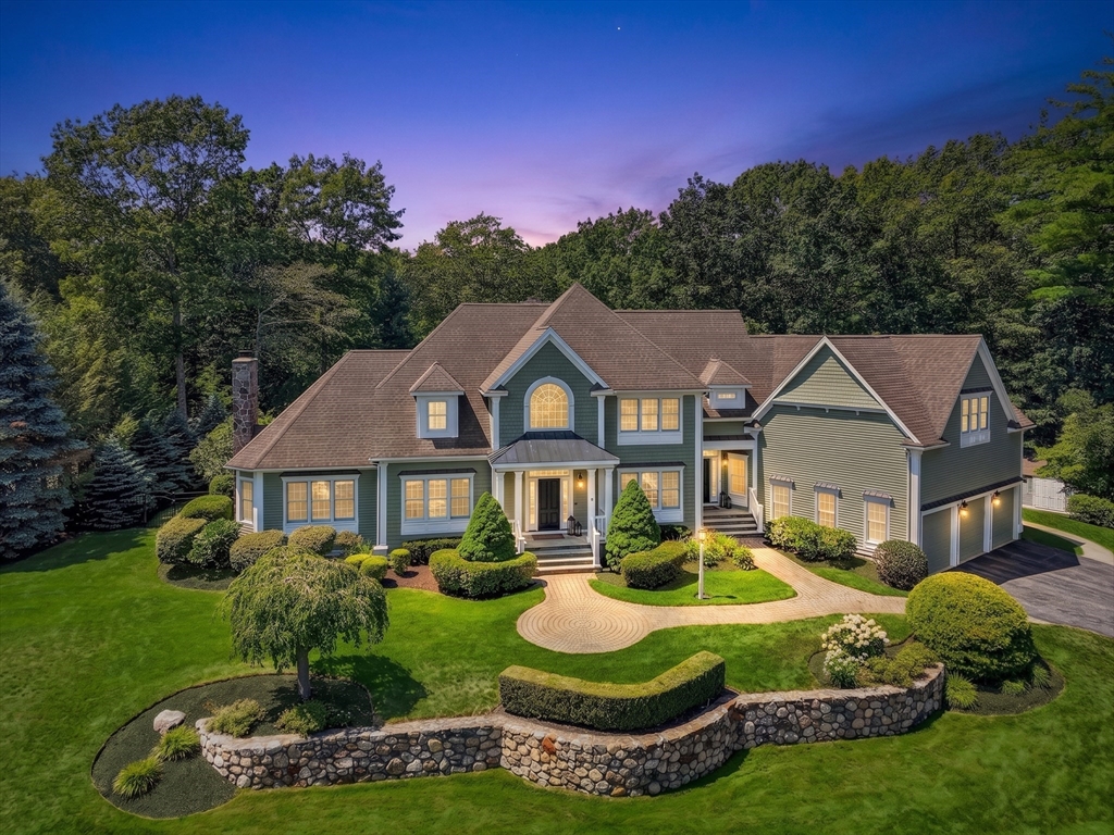תמונה של הנכס: 2 Goldman Cir, Bedford