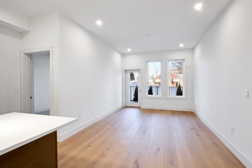 房源照片：105 Sea Street #103, Quincy