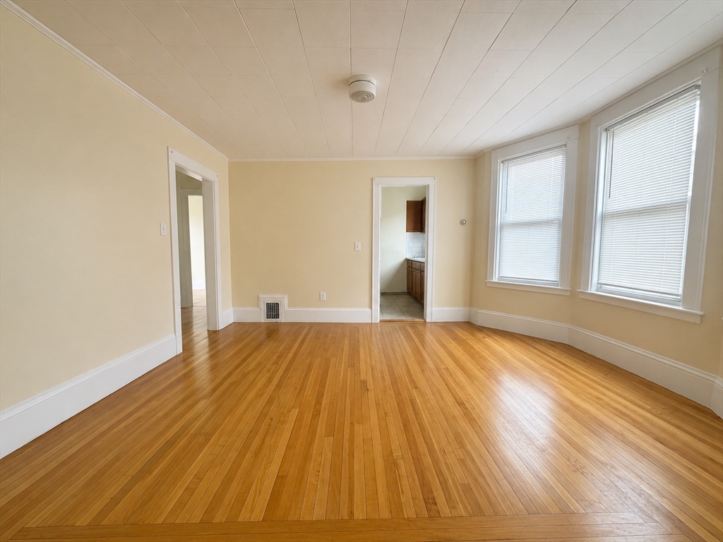 תמונה של הנכס: 107 Jefferson St #3, Lynn