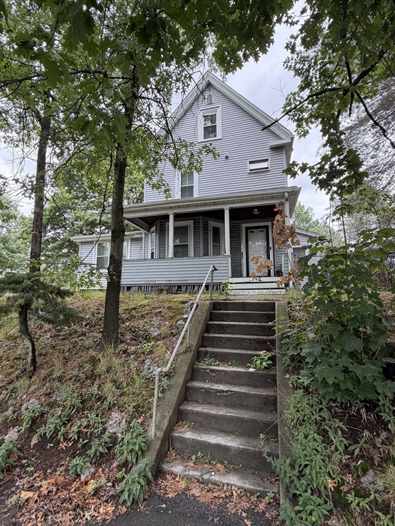 1240 VFW Parkway, Boston