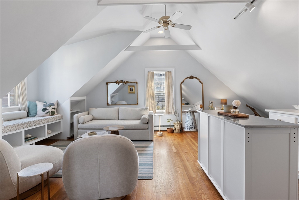 房源照片:3 Circle Street #3, Marblehead