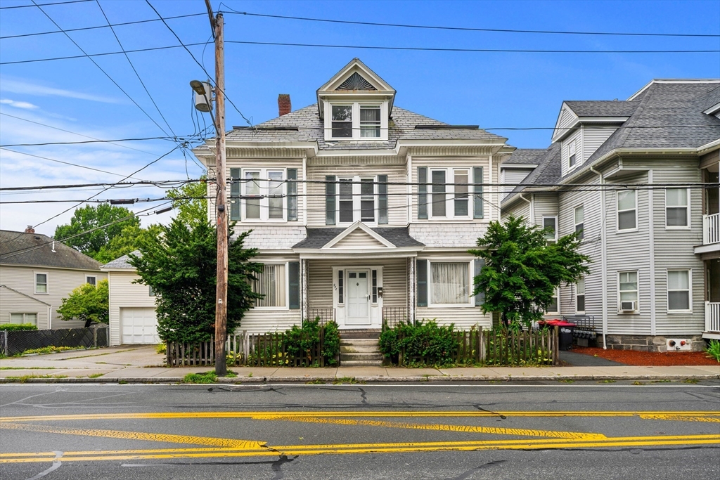 תמונה של הנכס: 952 Bridge St, Lowell
