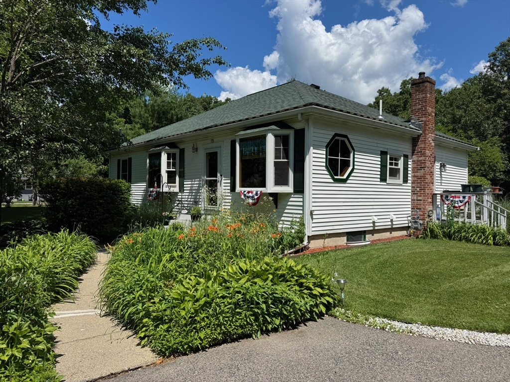 תמונה של הנכס: 79 Adams St, Medfield