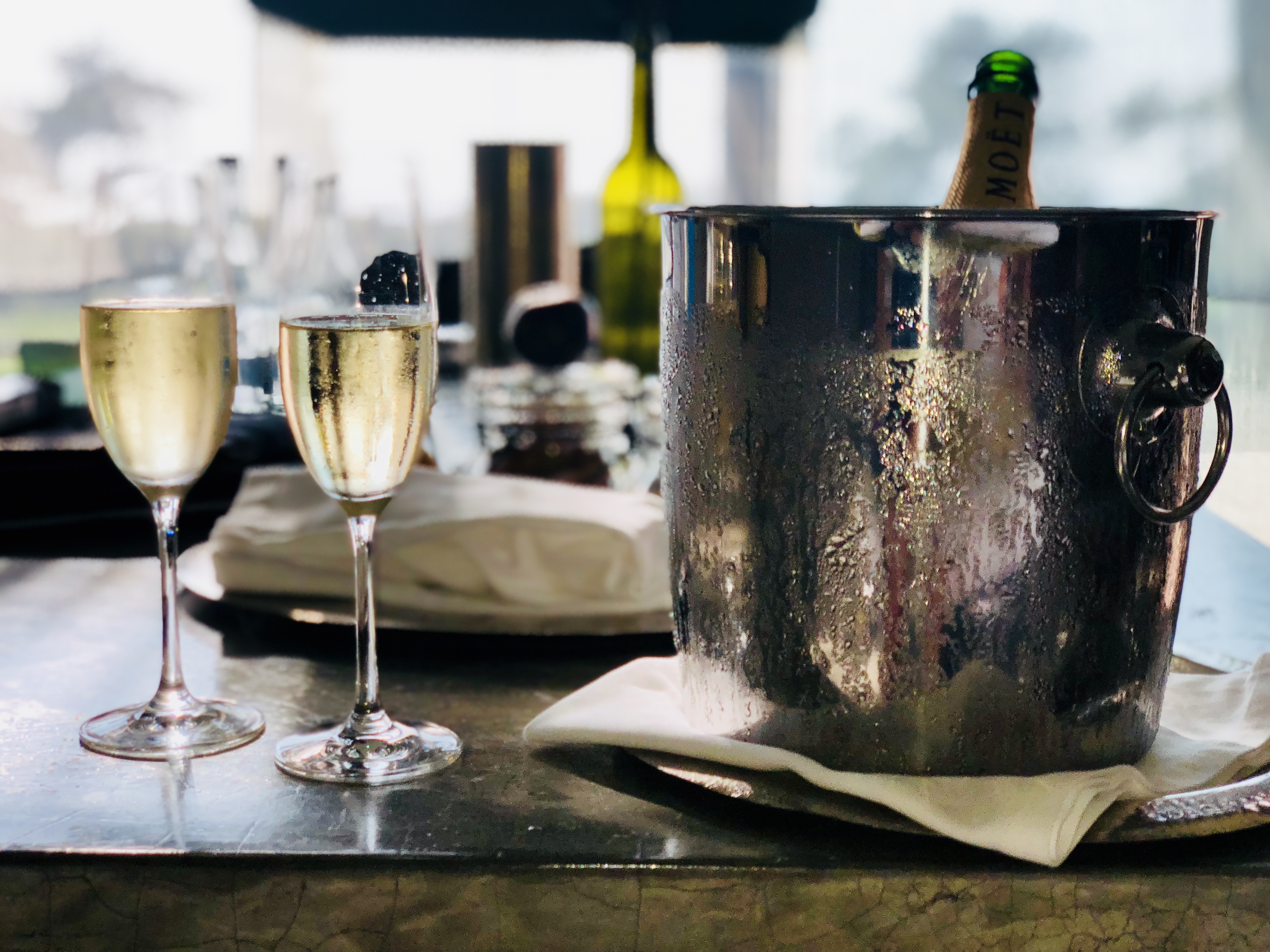 Bar Service
