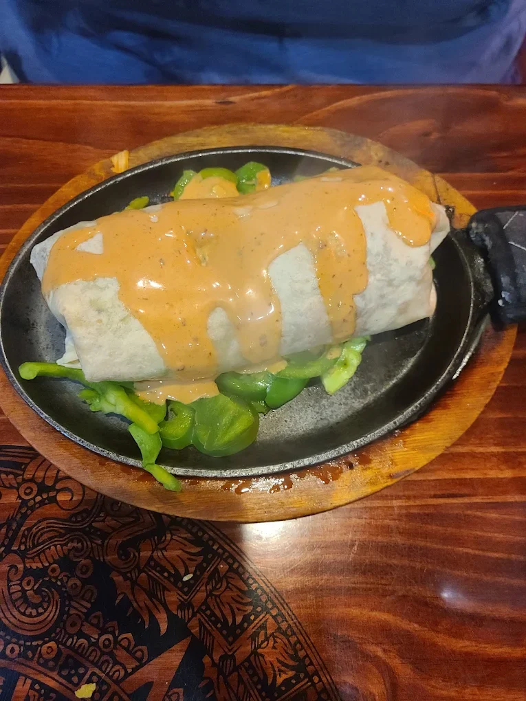 Photo 3 of 4 at Azteca in Davenport, IA
