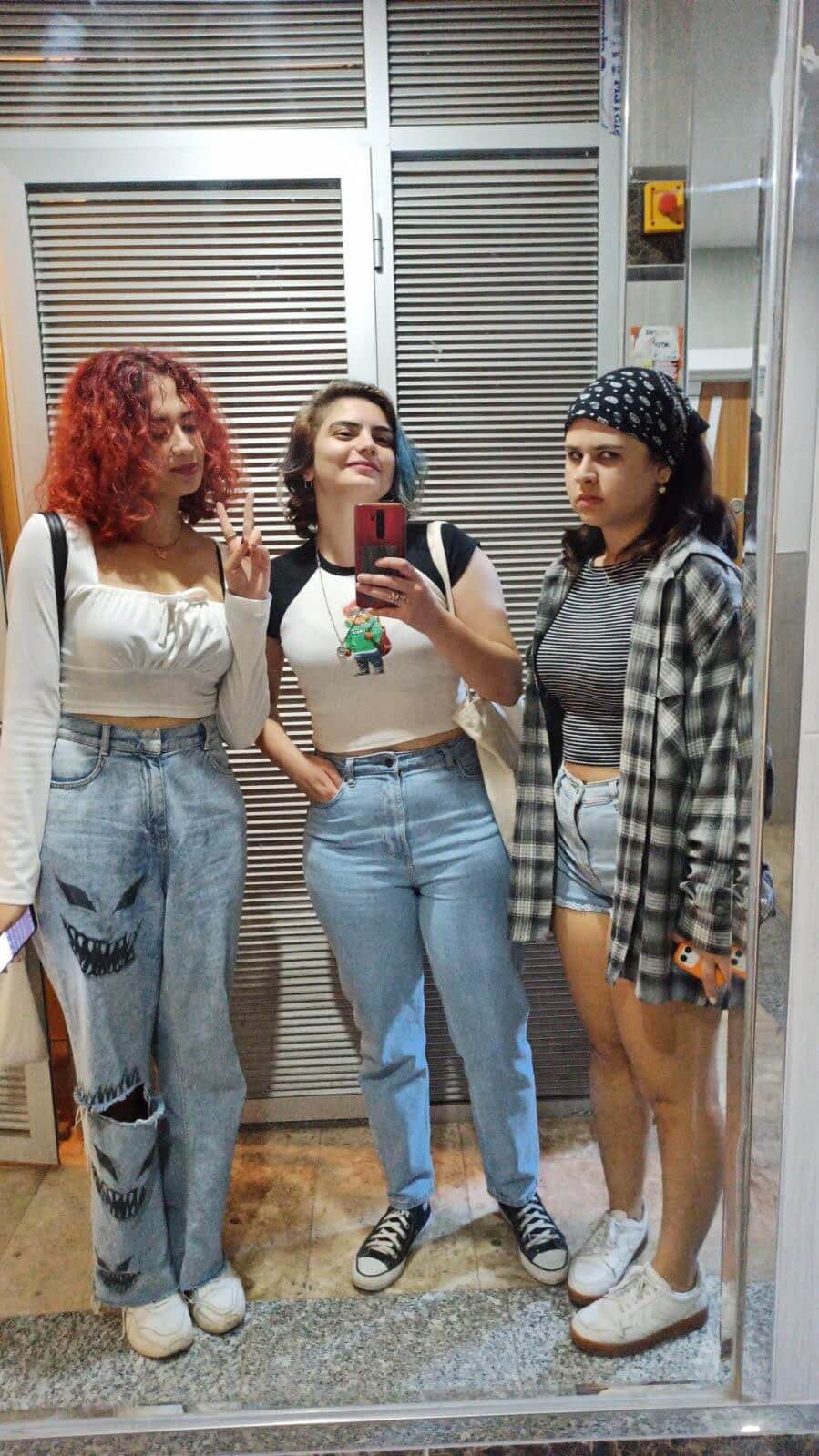 Crew Picture 3