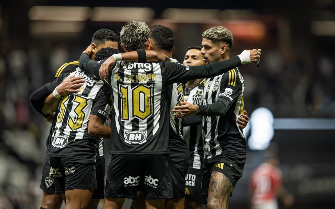 Veja o 'abismo' financeiro entre Atlético-MG e Atlético Bucaramanga, rivais na Sula