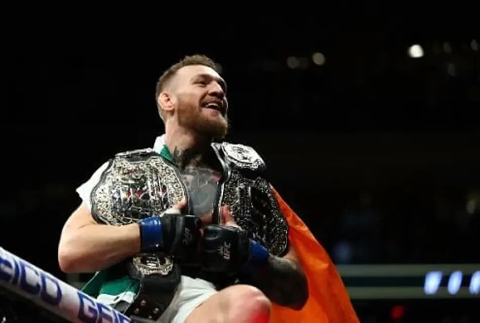 McGregor alfineta Topuria: 'Parabéns por conquistar meus títulos'