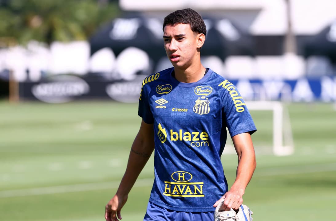De promessa à realidade, Gabriel Bontempo comemora ascensão no Santos: 'Sonho realizado'