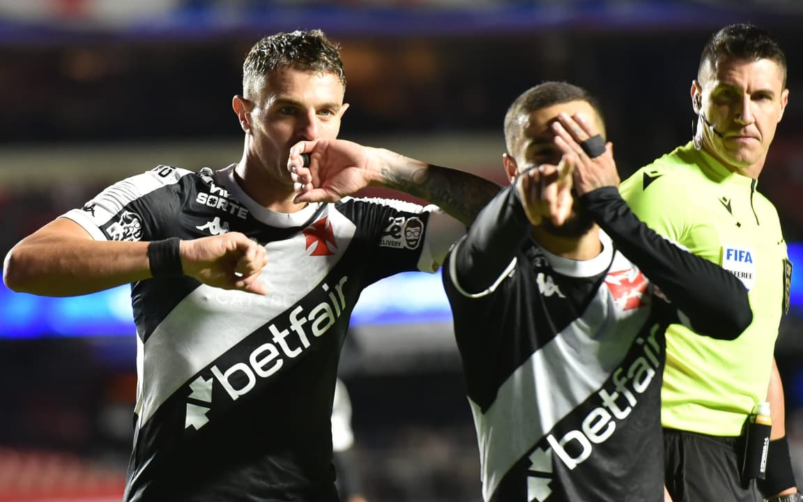 Vegetti faz 'cobrança' a Coutinho para renovar com Vasco
