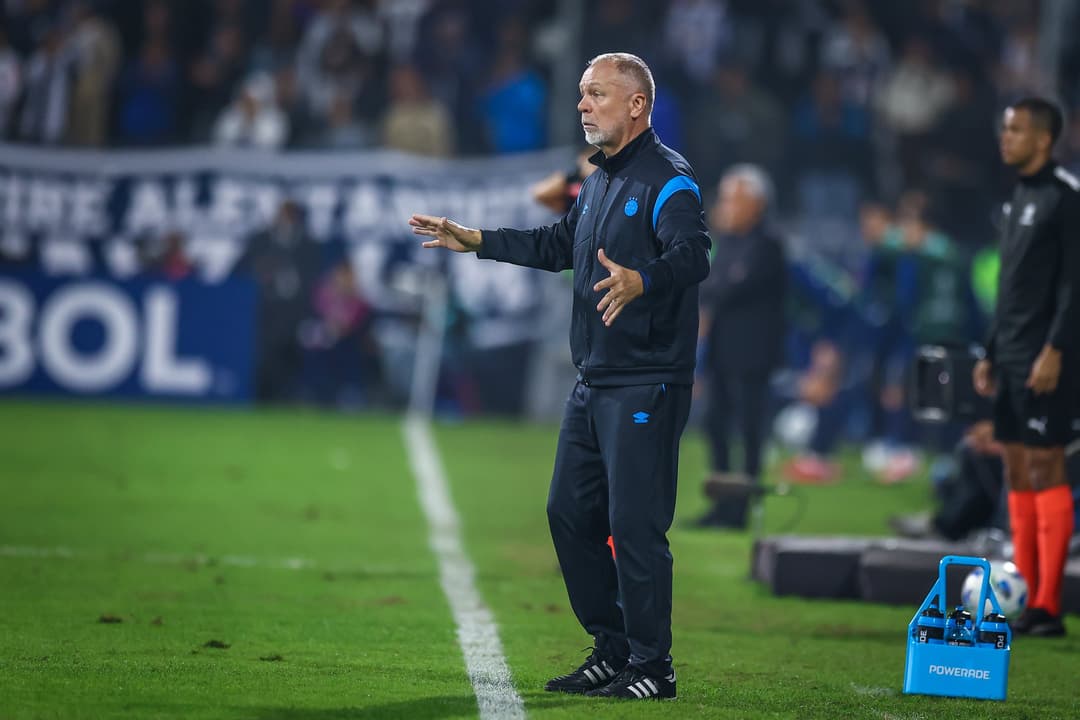 Mano se defende após melhora do Grêmio não vir