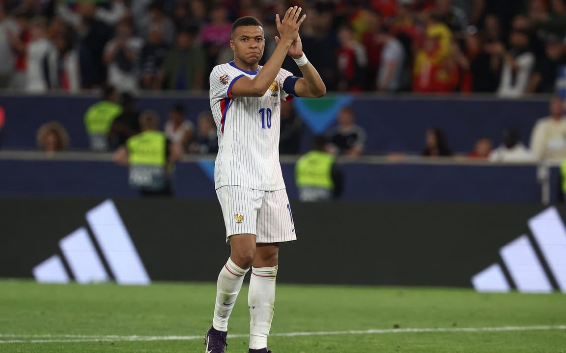 Mbappé atinge marca histórica com a camisa da França