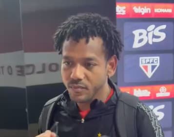 Titular do Vitória, Romarinho avalia retorno contra o São Paulo
