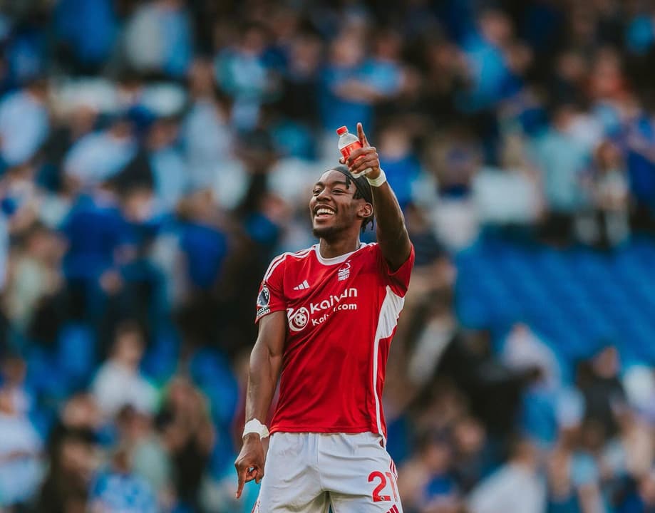 Time da Premier League acerta com 2o mais caro de sua história