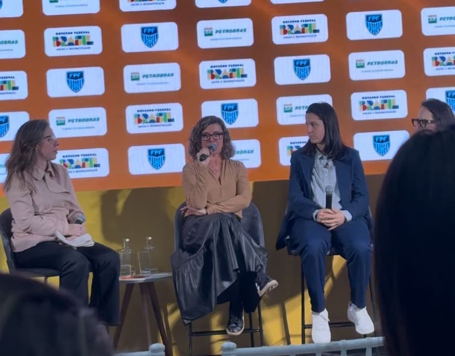 Petrobras anuncia maior investimento do futebol feminino no país