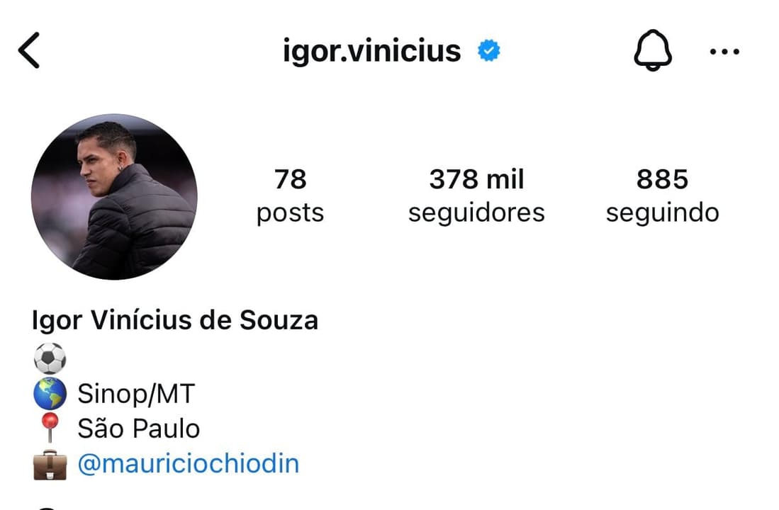 Igor Vinícius tira foto de perfil com o São Paulo e aguarda anúncio do rival