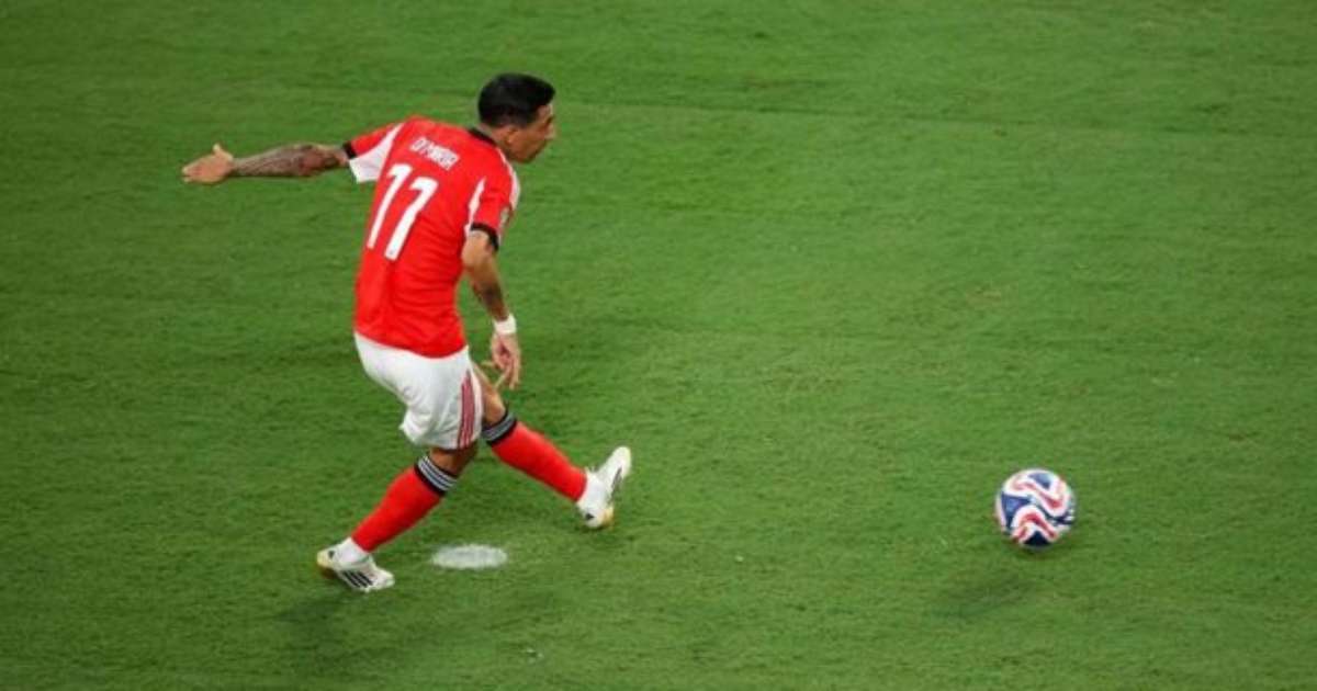 Di María se despede do Benfica e elogia Jorge Jesus: 'Tirou o melhor de mim'