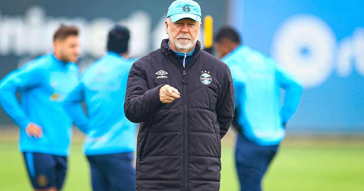 Mano Menezes tem dúvida para Grêmio x Cruzeiro pelo Brasileirão