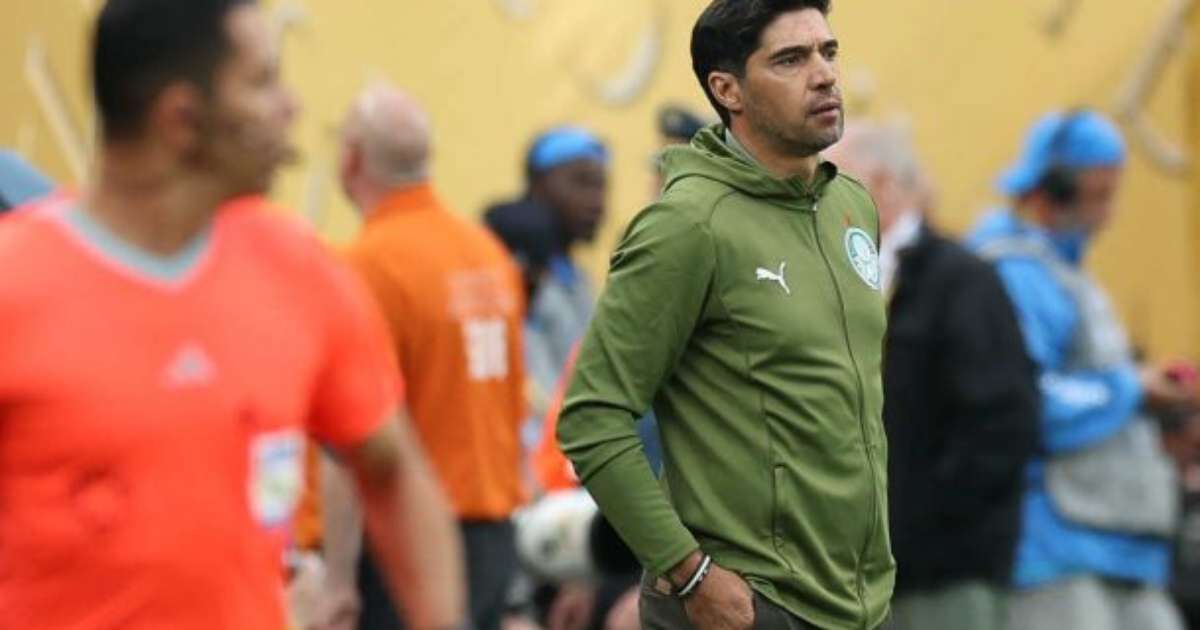 Abel diz querer 'desfrutar sem deixar de competir' com o Palmeiras no Mundial