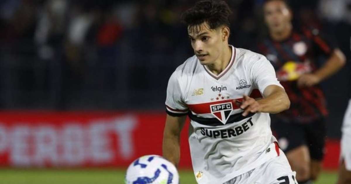 Bobadilla cresce com Crespo e ganha espaço no meio-campo do São Paulo