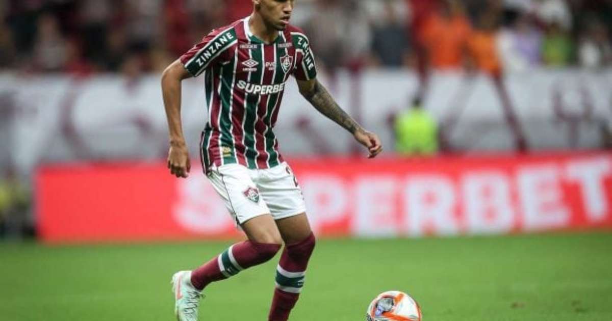Riquelme cita ansiedade para estreia do Fluminense: 'Realização de um sonho'