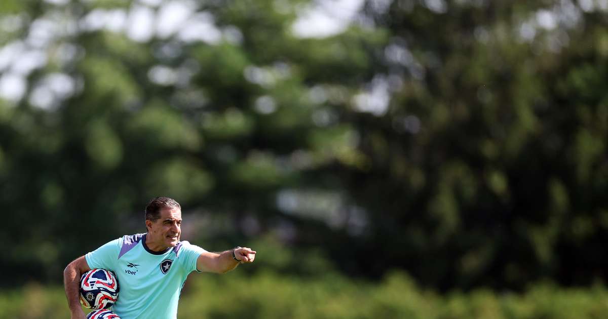 Sem Gregore, Botafogo pode mudar de esquema contra o Palmeiras; confira as opções