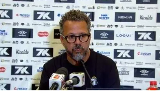 Cléber Xavier exalta força do elenco santista: ‘Importante o uso do grupo’