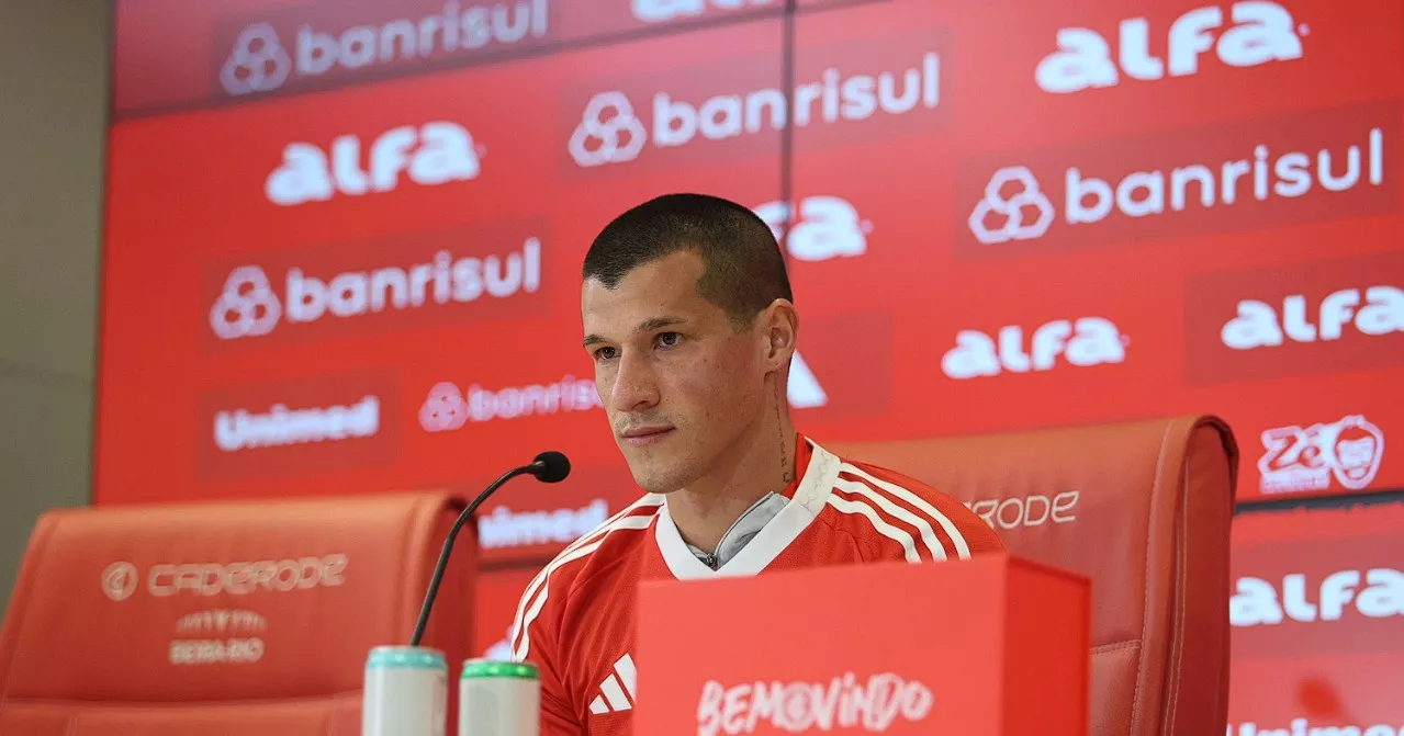 Alan Benítez é apresentado pelo Inter para reforçar a lateral-direita
