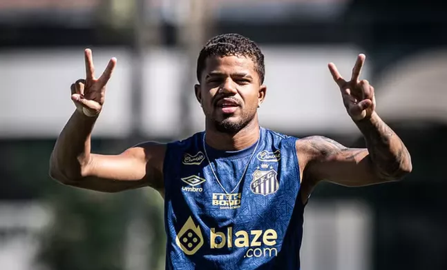 Sport acerta contratação do lateral Kevyson, ex-Santos