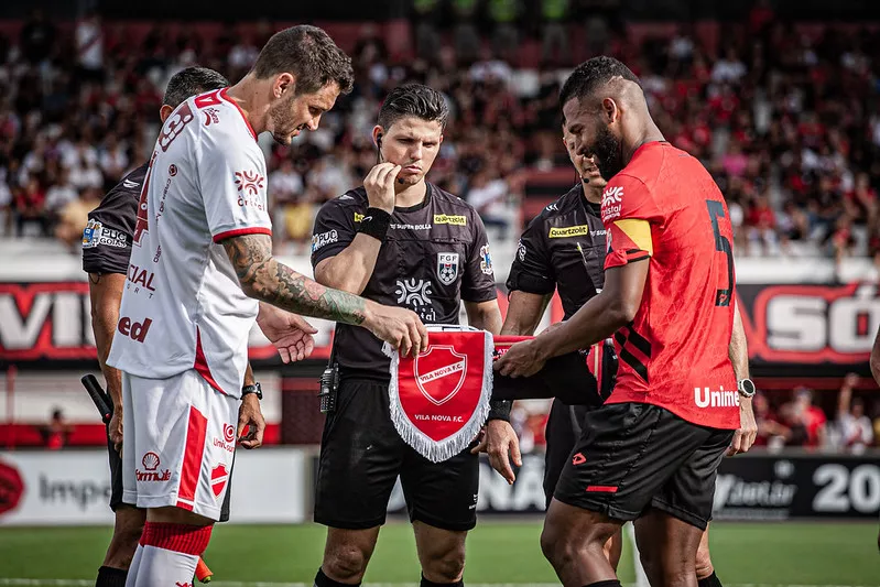 Vila Nova x Atlético-GO – Onde assistir, arbitragem e escalações
