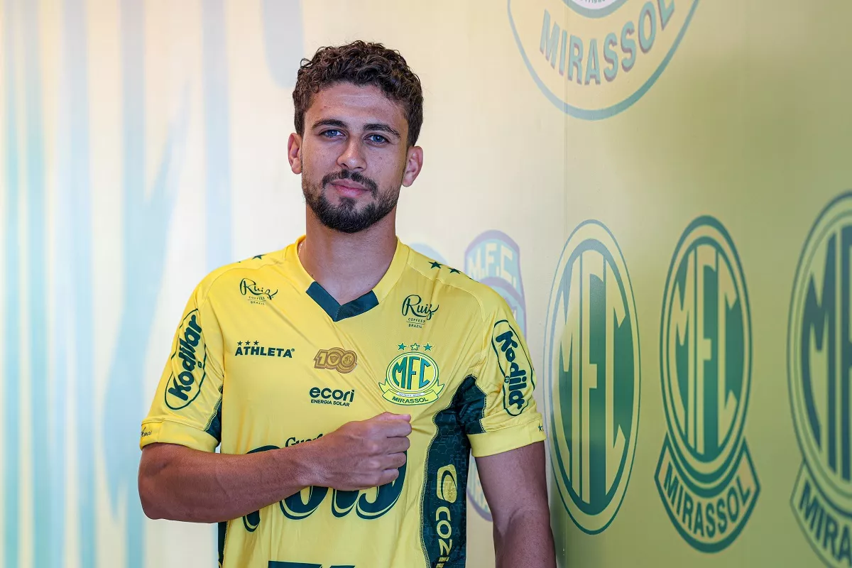 Ponte Preta desiste de atacante do Mirassol: ‘Só fica quem quer vestir a camisa’