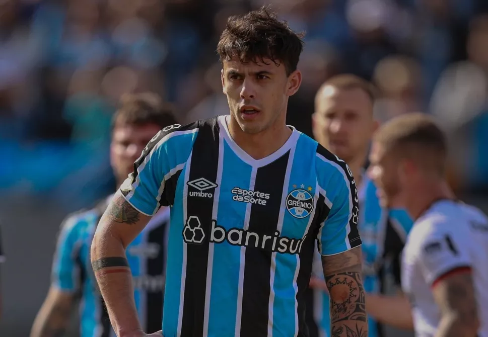 Carballo retorna ao Grêmio e reforça elenco para o Brasileirão