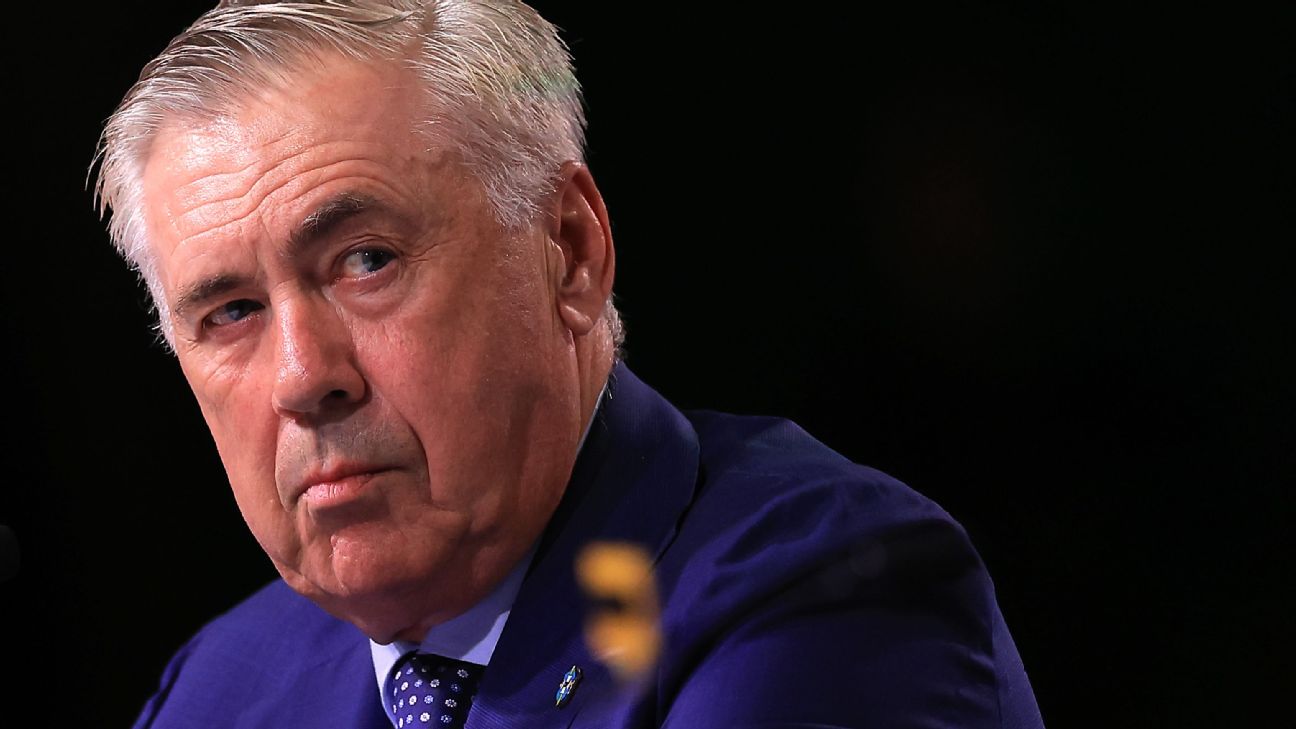 No radar da seleção? Site revela encontro entre Ancelotti e atacante do Flamengo