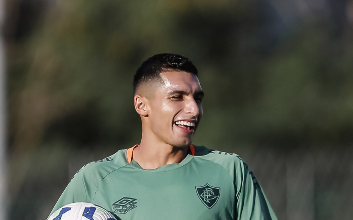 Serna assume responsabilidade de gols do Fluminense na ausência de Cano
