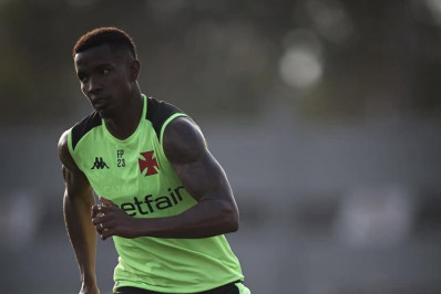 Reforço, Thiago Mendes pode ser relacionado pela primeira vez no Vasco