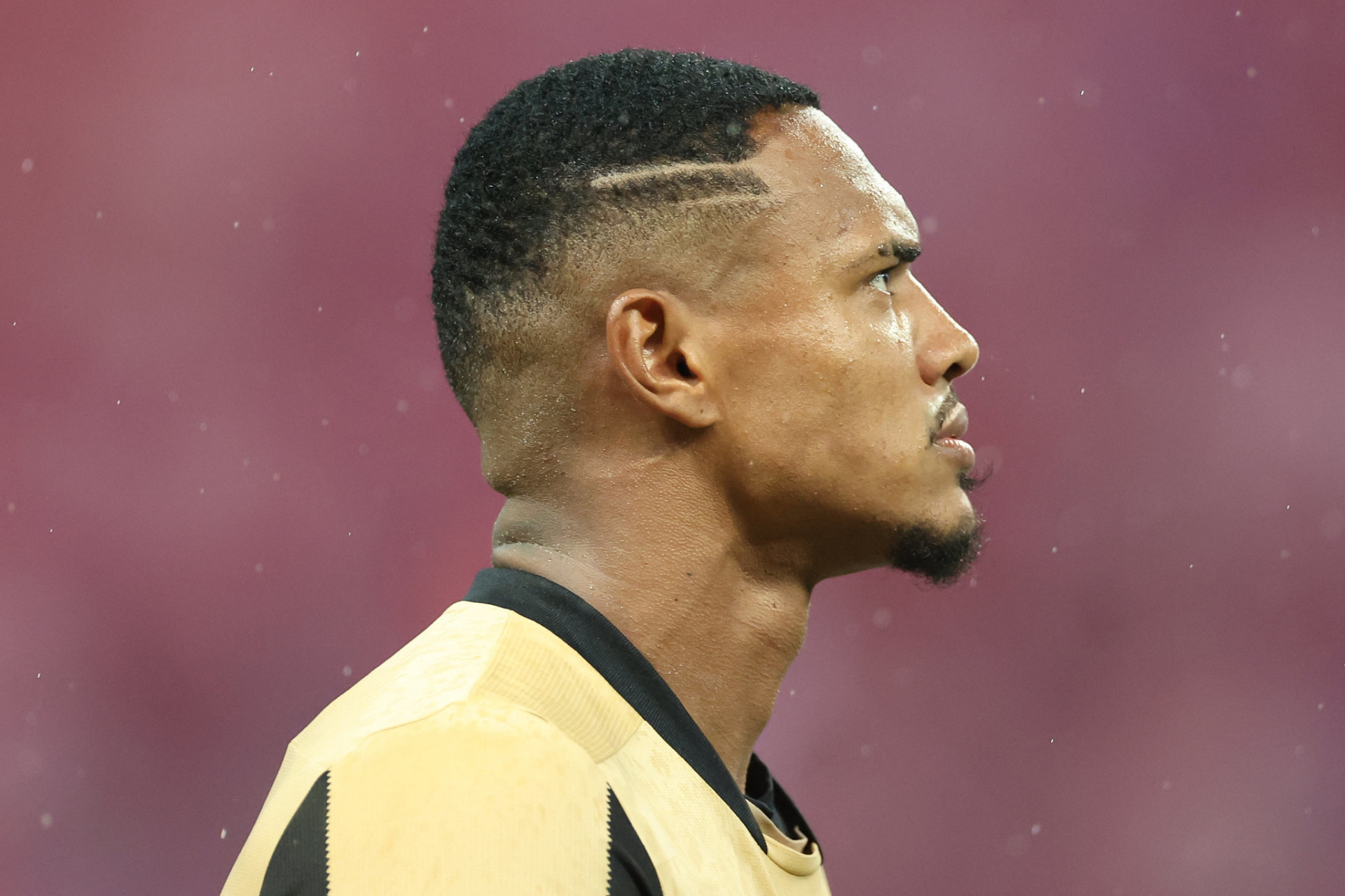 Clube inglês não desiste de John e deve fazer nova oferta ao Botafogo