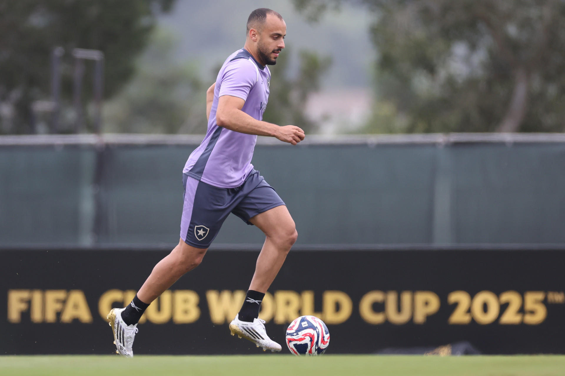 Arthur Cabral revela conversa com Artur antes de assinar com o Botafogo
