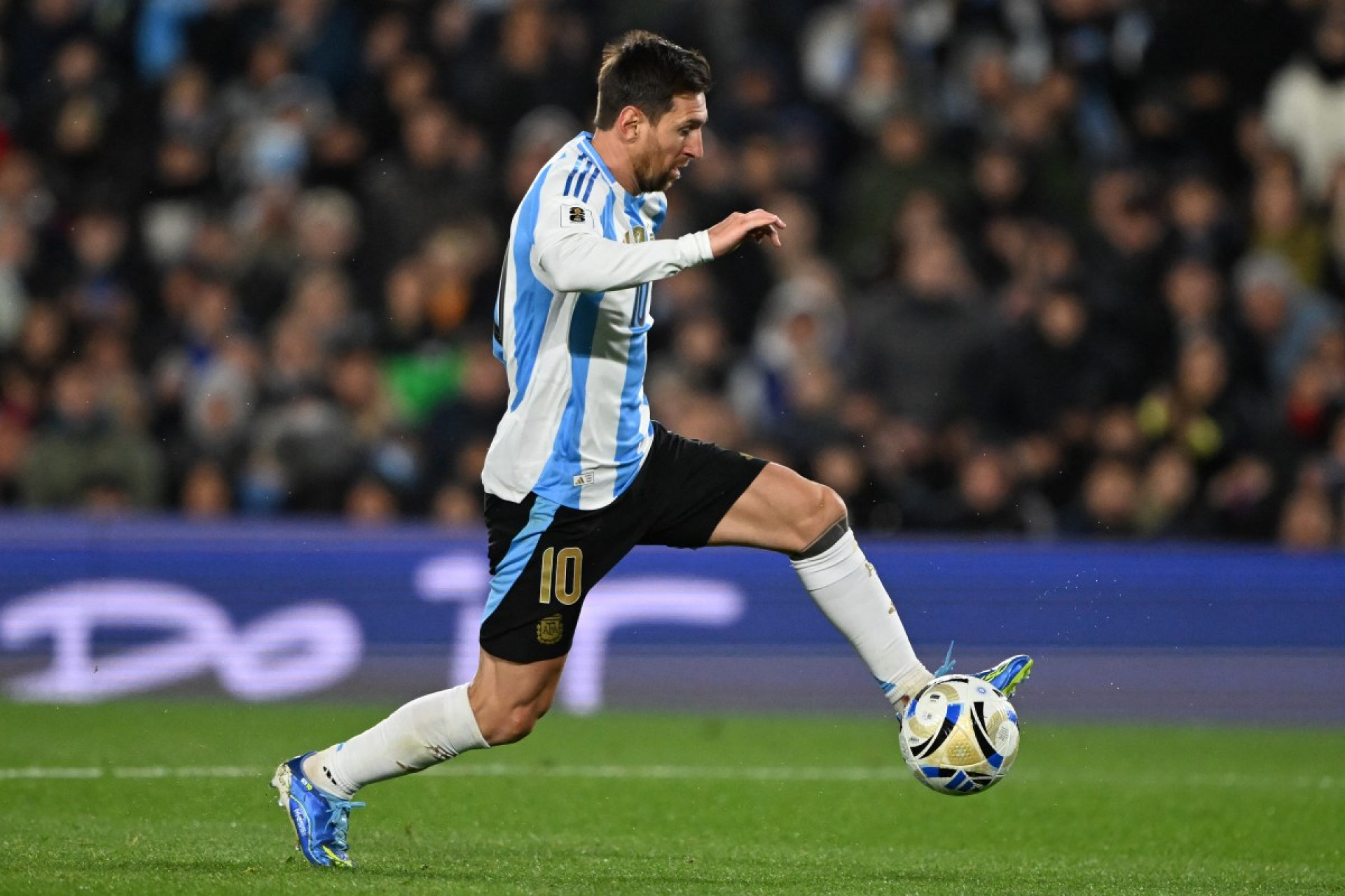 Messi admite desejo de disputar a Copa do Mundo, mas decidirá no início de 2026