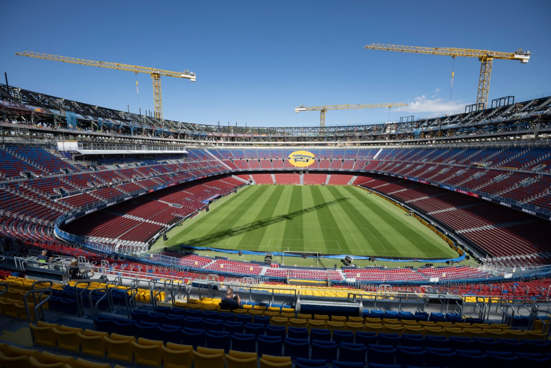 Uefa dá sinal verde ao Barcelona para voltar ao Camp Nou na Liga dos Campeões