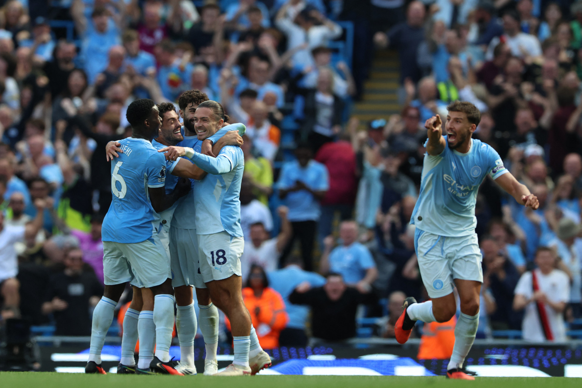 City vira nos acréscimos e vence Bournemouth | Estreia de Maresca