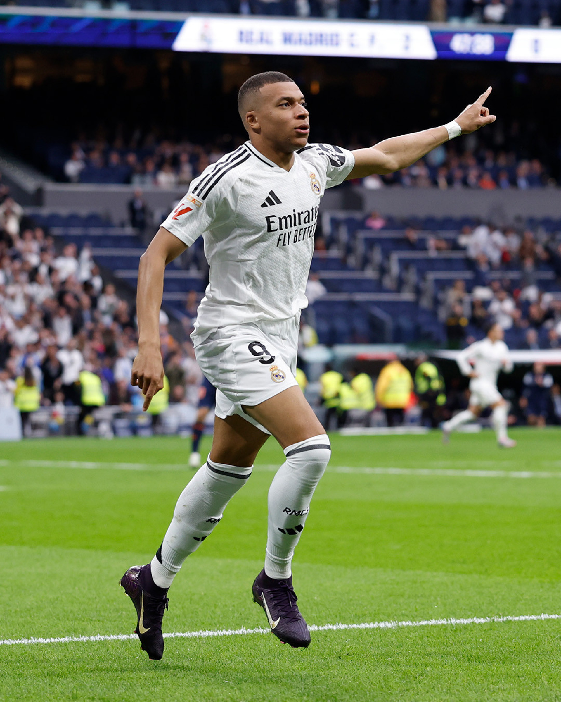 Jogadores do PSG mandam recado para Mbappé: 'Todos vão defender suas cores'